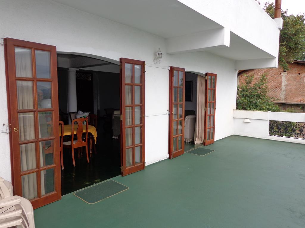 Banda Casa, Kandy Exterior photo