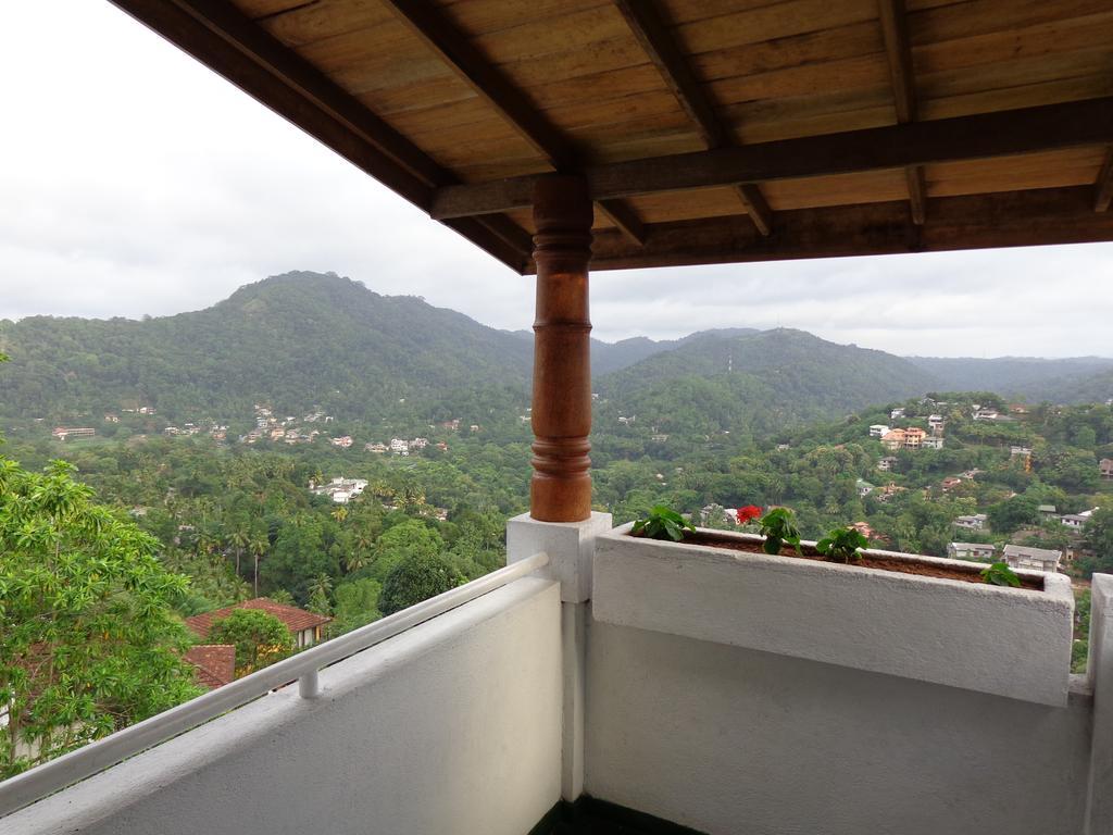 Banda Casa, Kandy Exterior photo